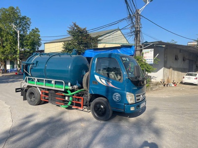 Xe hút chất thải 2