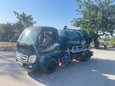 Xe hút chất thải 3