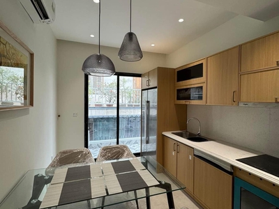 Bán nhà triệu việt vương, 25m2, 5 tầng thang máy thông sàn đẹp, chỉ 12.5 tỷ, ngõ rộng thoáng 0