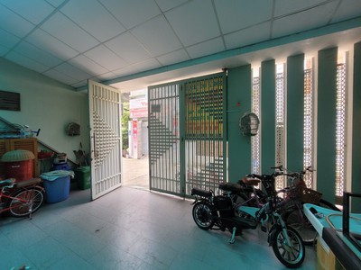 Bán nhà đường số 7, linh trung, thủ đức, tp hcm. dt 140m2, 3pn, sh, 10.35 tỷ. lh: 0933125879 0