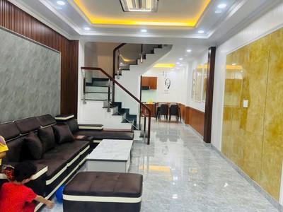 Nhà mới 2 tầng sân thượng nguyễn thị thập  p.bình thuận , q7 2