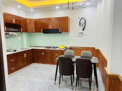 Nhà mới 2 tầng sân thượng nguyễn thị thập  p.bình thuận , q7 3