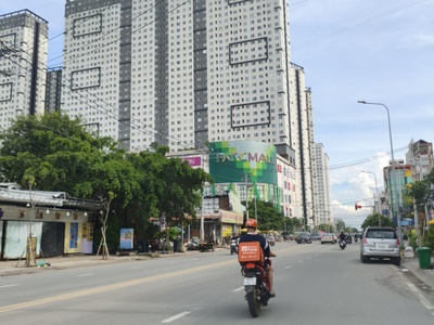 Bán nhà cấp 4 tiện sửa xây mới căn góc cao lỗ, q8, sát mặt tiền, 4.3x17m, shr, chỉ 6.1 tỷ 0