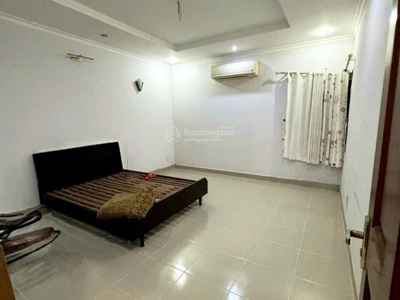 Vip nhà mới đẹp ở ngay - gần cầu chà và quận 5 - hẻm thông, 83m2 - 4 tầng btct, nhỉnh 7 tỷ 2