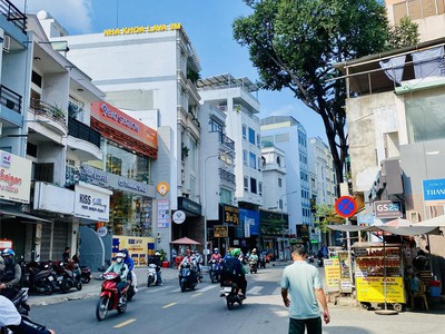 Bán nhà hẻm 281 lê văn sỹ, phường 1, tân bình  4 15,5  chỉ hơn 8 tỷ 4