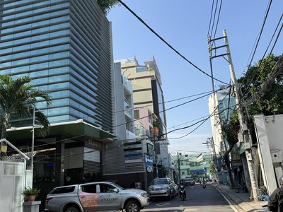 Bán nhà mặt tiền thái thị nhạn, p10, tân bình 8x28 cho thuê 40tr/tháng 4