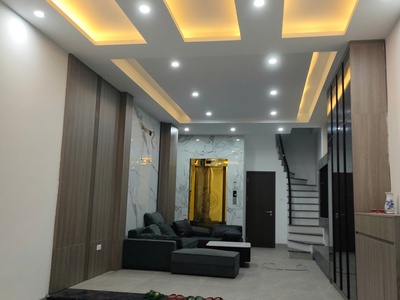 Bán gấp giá rẻ đỗ ngọc du 44m, 5 tầng, mặt tiền 2.7m, 10.2 tỷ hai bà trưng. 1