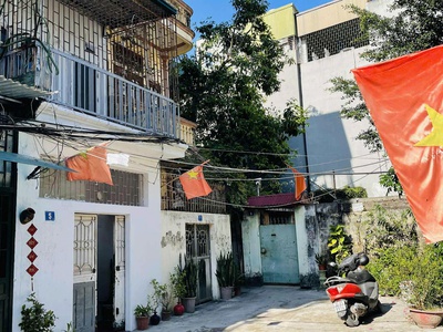 Chính chủ cho thuê nhà riêng không chung chủ tại ngõ 207 trương định 3