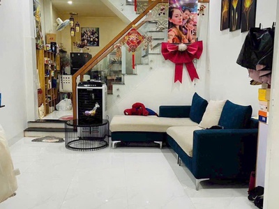 Nhà 3 tầng, cách nguyễn nghiêm 50m - hà huy tập- thanh khê - giá chỉ 3.3 tỷ. 0