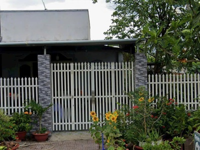 Cần bán gấp nhà mặt tiền 12m đường trục d5 rộng 15m khu tái định cư thái lạc 2