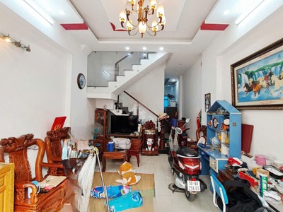 Siêu phẩm liên khu 4-5 gần chợ bình thành hẻm 7m khu phân lô 62m2 -3 tầng 5 tỷ 7 1