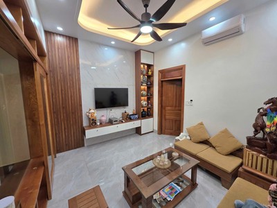 Bán Căn nhà 3 tầng   ô tô đỗ cửa,P.ngủ T1 tại ngõ phố Phường Hải Tân, 1