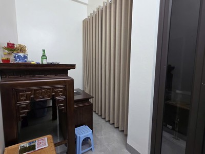 Bán Căn nhà 3 tầng   ô tô đỗ cửa,P.ngủ T1 tại ngõ phố Phường Hải Tân, 9