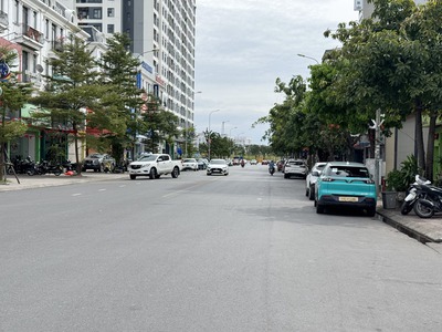 Shophouse Thành Trung Gia Lâm: 90m2, Sầm Uất Nhất Gia Lâm, Vị Trí Kinh Doanh Đỉnh Cao, Dòng Tiền Ổn 0