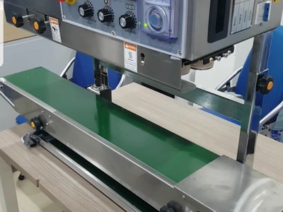 Máy hàn miệng túi liên tục dạng đứng, máy hàn túi có dịch nước, máy ép bao nilong, máy hàn bao bì 1