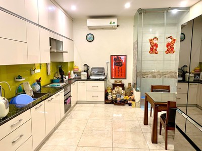 Bán nhà phân lô phố Lạc Trung, Hai Bà Trưng ô tô tránh, 4 tầng 70m2 giá 26 tỷ 3