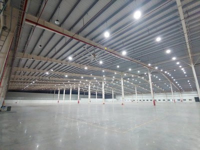 Cho thuê xưởng 2000m2 và 4000m2, có sẵn vào được luôn, trạm điện 1.000kva, chữa cháy vách tường 1