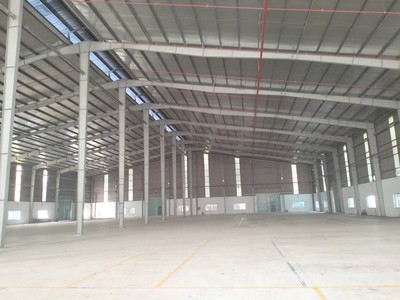Cho thuê xưởng 2000m2 và 4000m2, có sẵn vào được luôn, trạm điện 1.000kva, chữa cháy vách tường 2