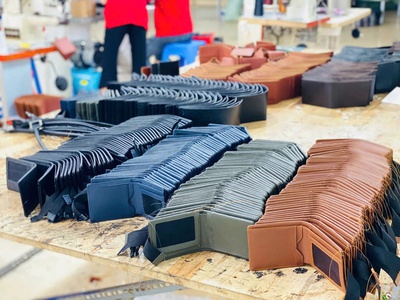 Tìm Đối Tác Phân Phối/ Đại Lý - Nguồn Hàng Đồ Da Thật Cho Shop 0