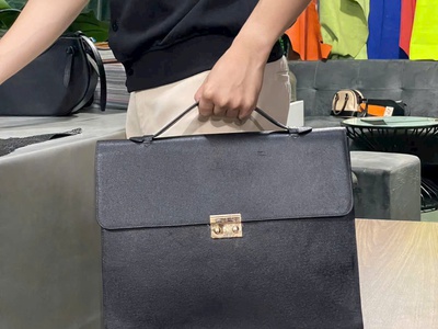 Tìm Đối Tác Phân Phối/ Đại Lý - Nguồn Hàng Đồ Da Thật Cho Shop 7