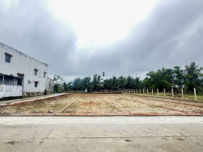 Chính chủ bán nhanh 2 lô liền kề nằm ngay chợ Đại Hiệp, dt 135m2, 60m2 đất ở 0