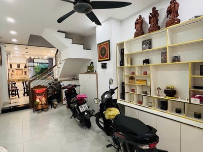 Nhà xvnt, p21, bình thạnh giáp Q1, 4 tầng BTCT dt 50m2 giá 8,5 tỷ 0