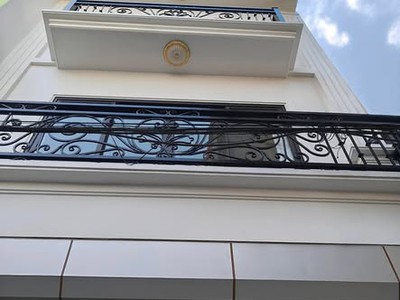 HIẾM- BÁN GẤP NHÀ NGUYỄN KHOÁI full nội thất mới tinh 30m2 . 6.95 t 4