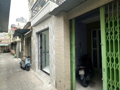 Nhà bán hẻm thông 277 đường bình đông p14 q8. giá 3,38 tỷ tl 0