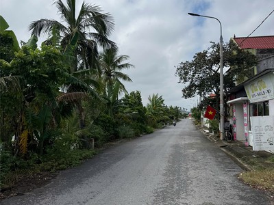 Lô đất 2 mặt đường nhựa giá hiếm chỉ 2.2x tỷ zalo 0567 222 555 3