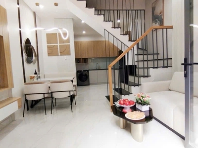 T1681 sát ubnd phường gò vấp, shr, vuông, 2 tầng, 4x8m, 4.x tỷ 1