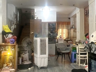 Nhà 4 tầng nở hậu l 7.2m 2 mặt hẻm thông ba đình p8q8. giá: 8.5 tỷ 0