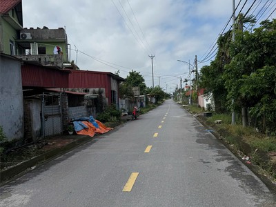 Lô đất 2 mặt đường nhựa giá hiếm chỉ 2.2x tỷ zalo 0567 222 555 0