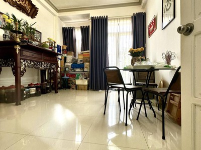 Nhà hxh đường lê văn thọ phường 11 gò vấp cũ. 4