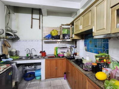 Nhà mt đường cô giang phường 2 phú nhuận cũ. 2