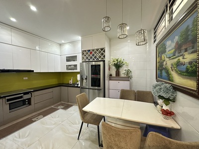 Bán nhà ngọc thuỵ, sau trường pháp 40m x 4t lô góc, oto vào nhà nhỉnh 12 tỷ có tl. lh 0936123469 1