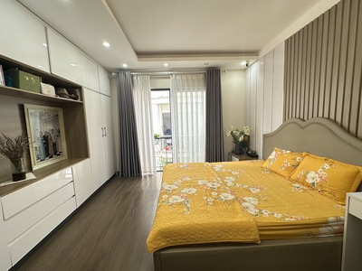 Bán nhà ngọc thuỵ, sau trường pháp 40m x 4t lô góc, oto vào nhà nhỉnh 12 tỷ có tl. lh 0936123469 2