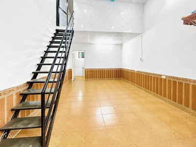 BÁN NHÀ 2tầng đủ công năng , gần phố , tiện ích  bạt ngàn 40m2 Nhỉnh 4 tỷ 0