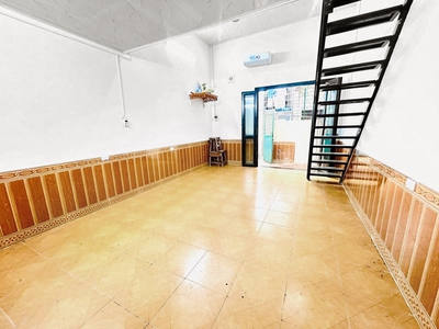 BÁN NHÀ 2tầng đủ công năng , gần phố , tiện ích  bạt ngàn 40m2 Nhỉnh 4 tỷ 2