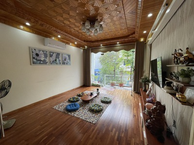 Cho thuê nhà khu phân lô Văn Cao, 3 ngủ khép kín 90m2 . 2