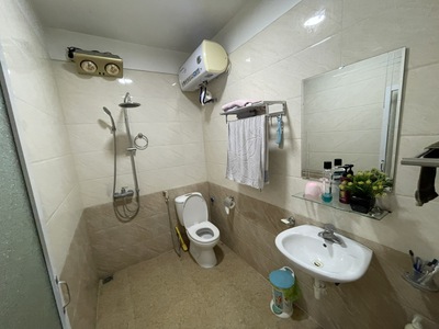 Cho thuê nhà khu phân lô Văn Cao, 3 ngủ khép kín 90m2 . 4