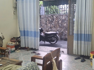 Nhà c4 gác xép kiệt thông núi thành trung tâm hải châu 4.5tỷ 3