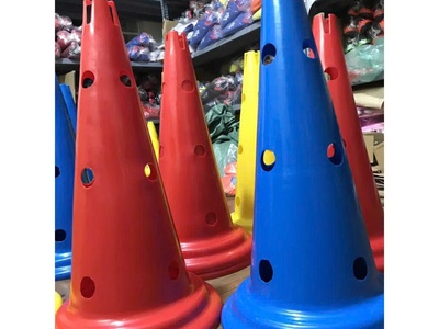 Bán nấm đá bóng , cho thuê vật cản đá bóng 4