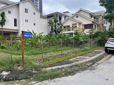 Bán 320m2 lô góc 2 mặt tiền siêu đẹp khu vip duy tân, hưng dũng, tp vinh 1