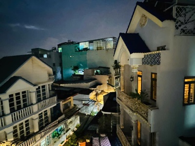 Quận 8 nhà mới ô tô 4 lầu sân thượng 4.4x14 âu dương lân nhỉnh 8t 1