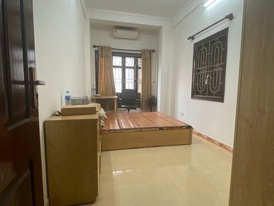 Thụy khuê 25m x5 tầng 7,1 tỷ lô góc,50m ra phố,100m ra hồ tây,ngõ thông,nở hậu 3