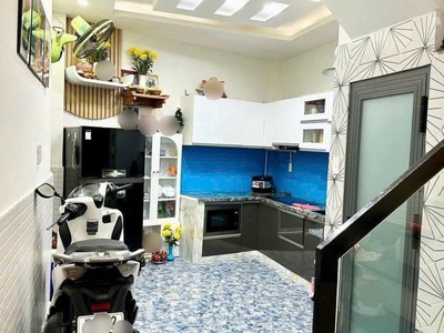 Phan văn trị - bình thạnh - chính chủ bán 6.8 tỷ - tl - nhà 4 tầng btct - hoàn công đủ - hẻm 3,5m - 3