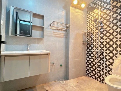  vị trí vàng đức giang: 2