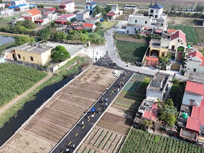 Mặt tiền 6.5m sát mặt đường hòa bình quất lâm 70m2 chỉ nhỉnh 1 tỷ 2