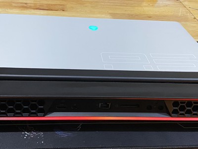 Laptop Dell Alienware Area 51m R2 Core i9-10850K Ram 32GB SSD 1TB VGA Rời GTX 2070 Super Màn 300Hz 1