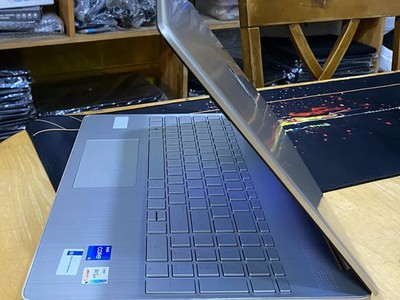 Laptop HP Laptop 15s-fq Core i7-1255U RAM 8GB SSD 512GB VGA ON Màn 15.6 Inch Full HD Máy Đẹp 2
